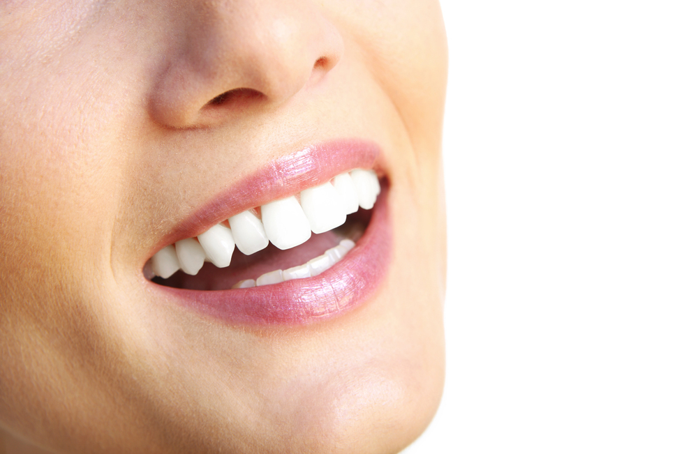 The Lunchtime Gum Lift: Pinhole Gum Grafting is a Newer Way to Treat Gum Recession