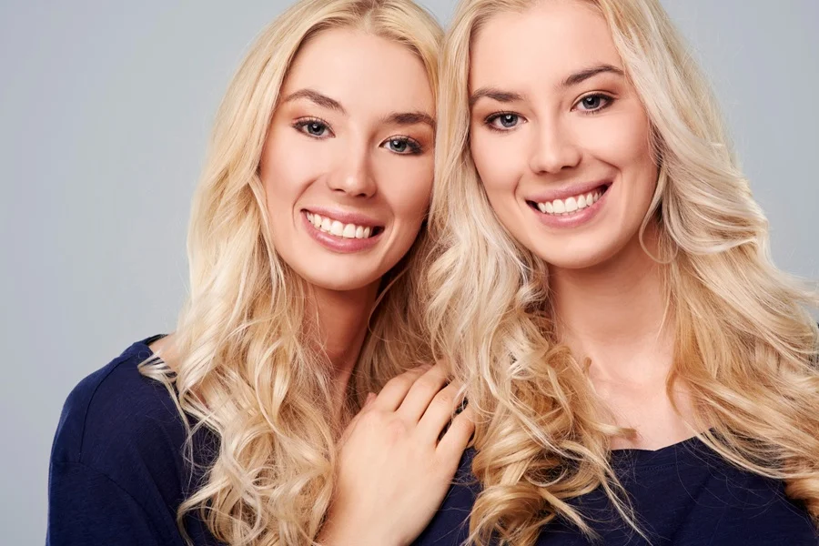 Composite Veneers vs Porcelain Veneers – What’s the Difference?
